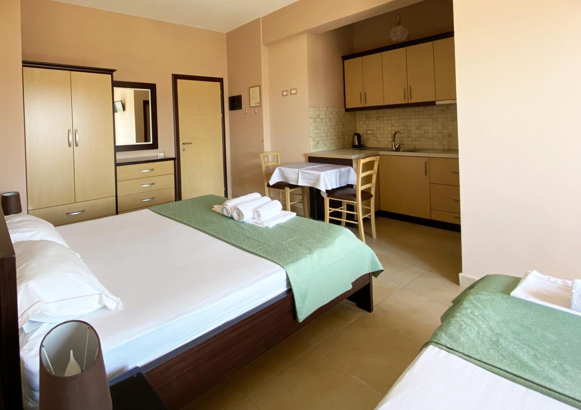 Paja Hotel
